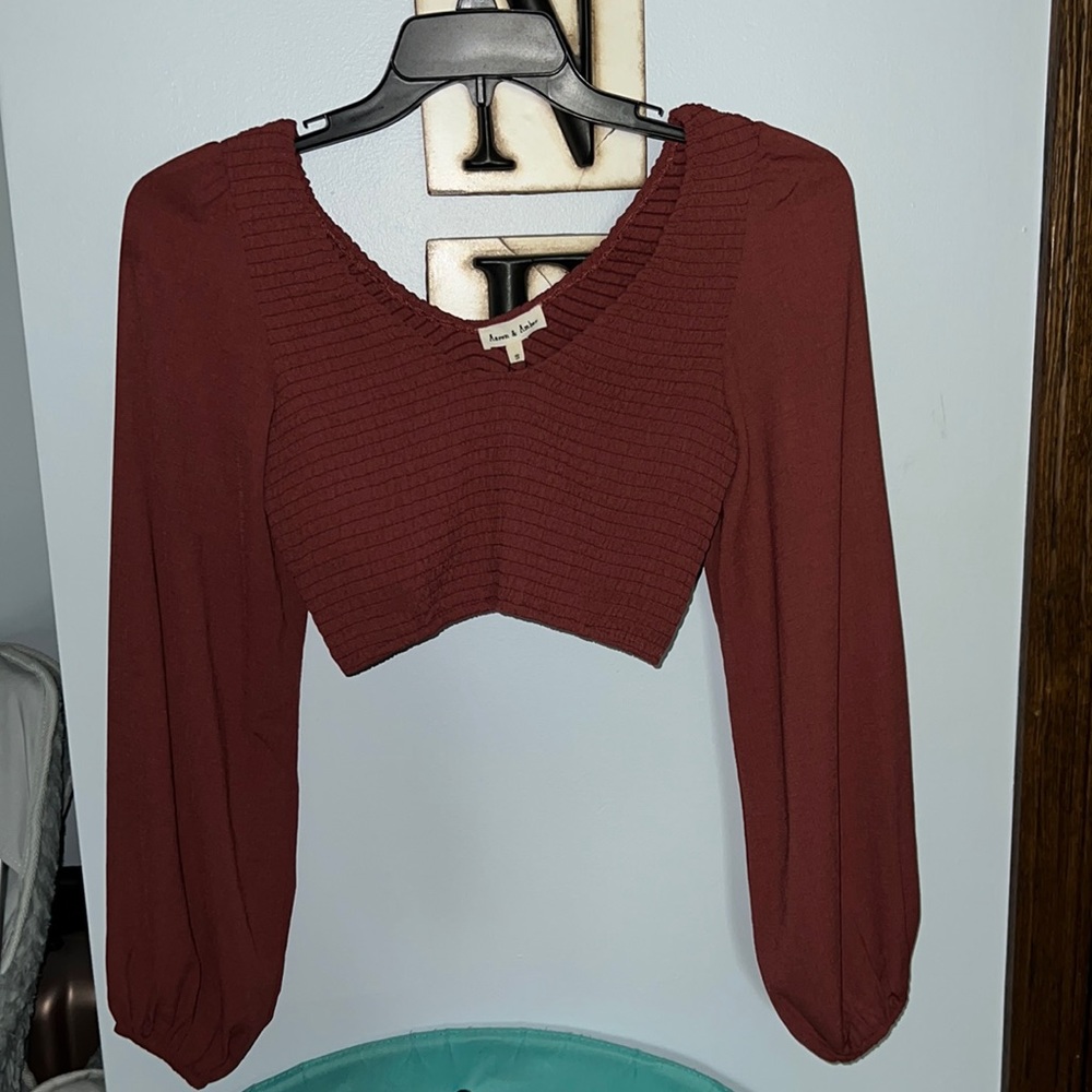 Women’s crop top